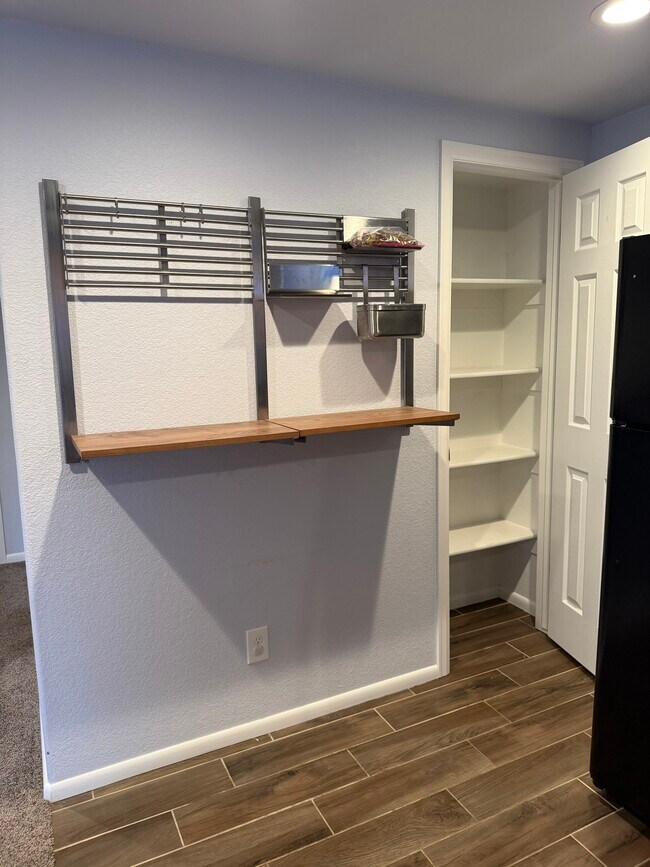Despensa de cocina - 9559 Troon Village Dr