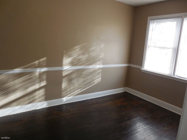 Foto del edificio - 3834 Greenspring Ave