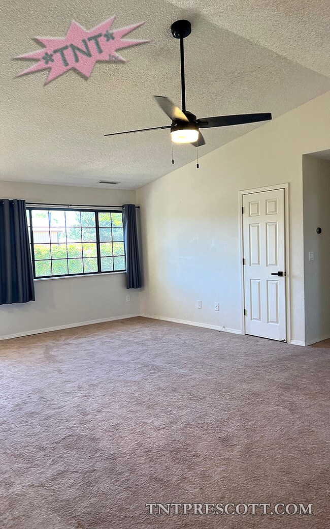 Building Photo - Home in Prescott Valley