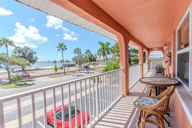 Foto del edificio - 5605 Shore Blvd S