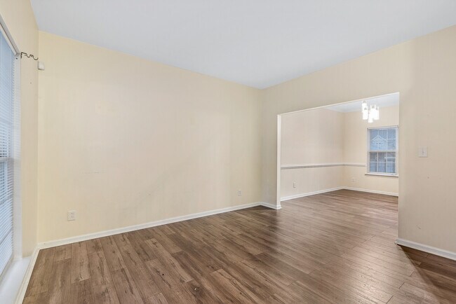 Building Photo - 1334 Big Bethel Rd