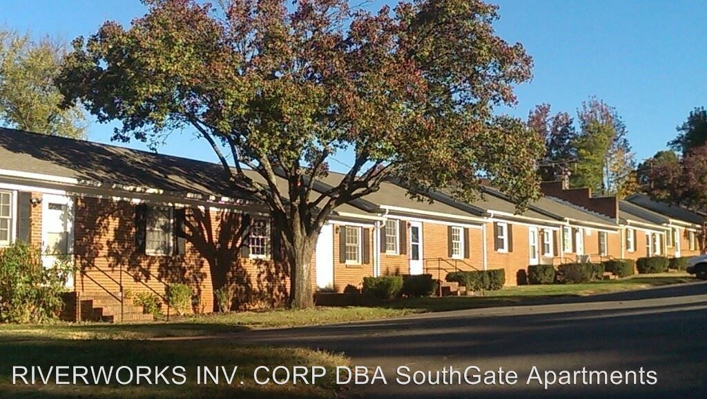 Primary Photo - 4111 CONWAY Ave