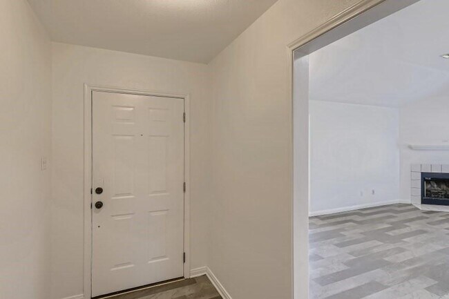 Building Photo - 1603 Wild Orchard Dr
