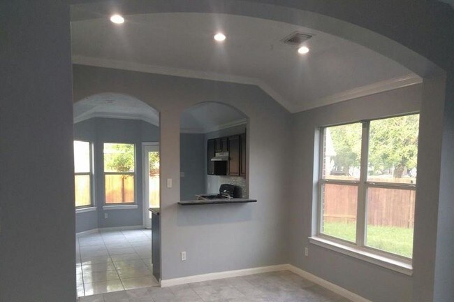 Building Photo - 22502 Rocky Glen Ct