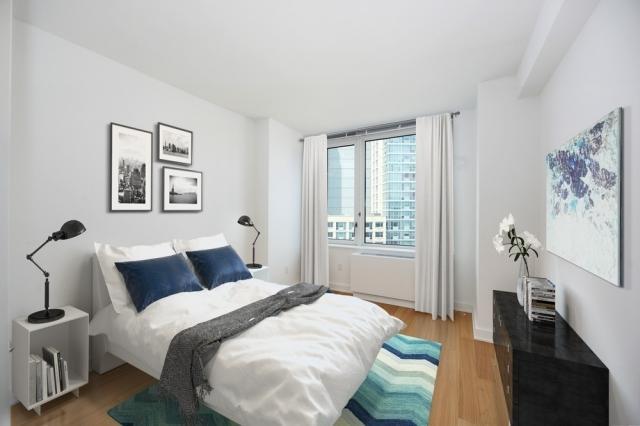 Foto del edificio - 2 bedroom in LONG ISLAND CITY NY 11101