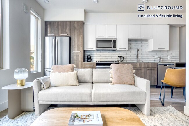 Foto del edificio - 45060 Synergy St
