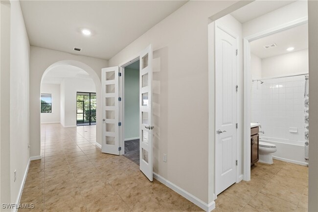 Building Photo - 20956 Corkscrew Shores Blvd