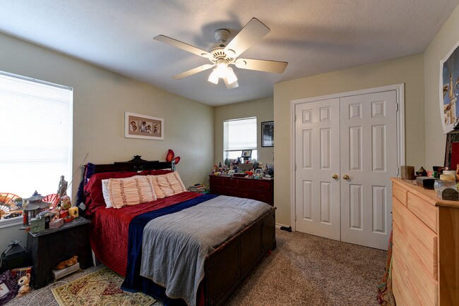 Building Photo - 1421 Western Oaks Ct