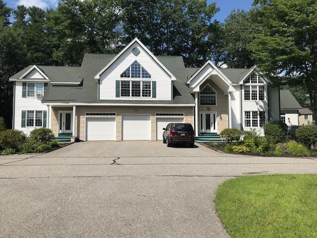 Foto principal - 44 Shadagee Rd