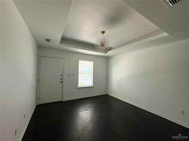 Building Photo - 7 Lotto Ln