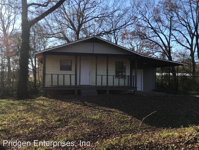 Building Photo - 1 br, 1.5 bath House - 2601 Anderson Hwy