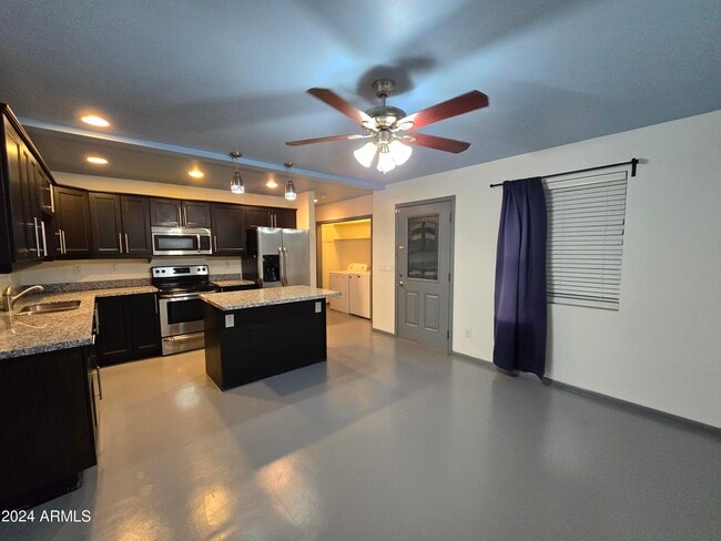 Building Photo - 2302 N 36th St