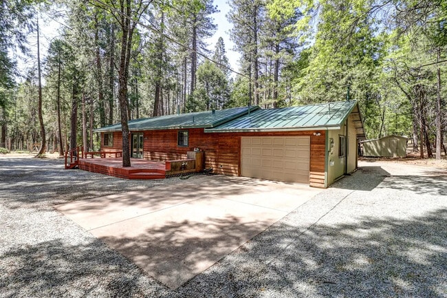 Foto del edificio - 30408 Whitmore Rd