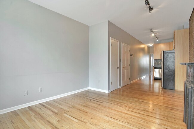 Foto del edificio - 218 Jefferson St