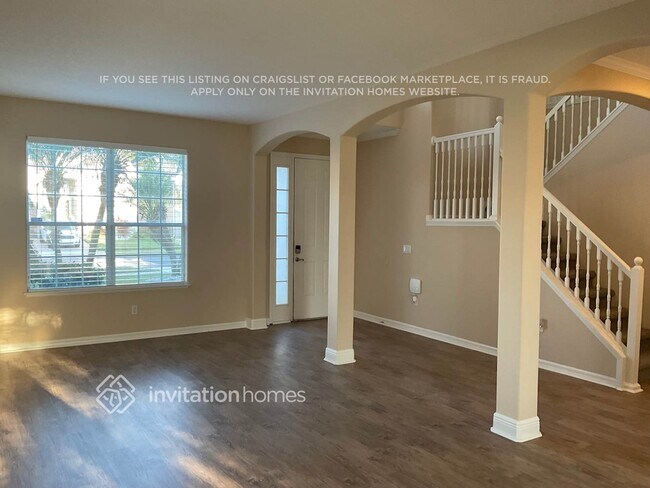 Building Photo - 14824 Cedar Branch Way