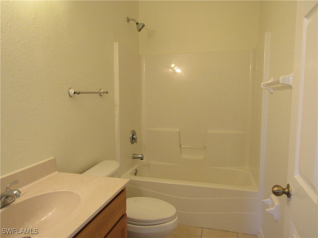 Primary Photo - 4024 26th St SW