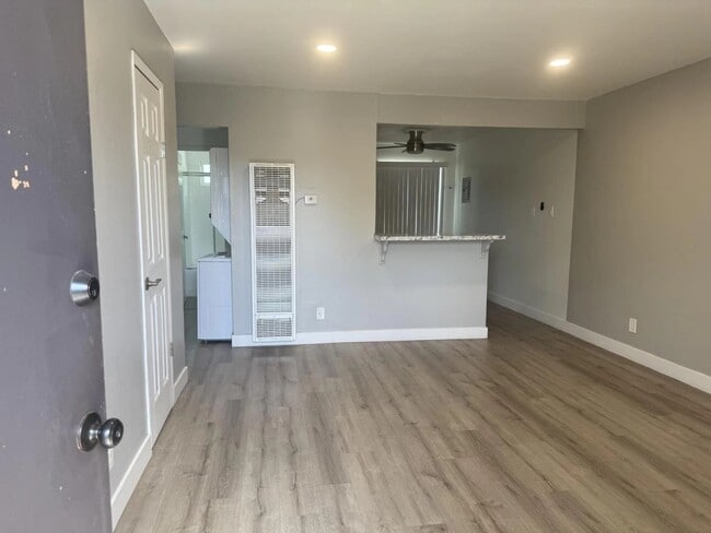 Interior Photo - Casa De Turnbull