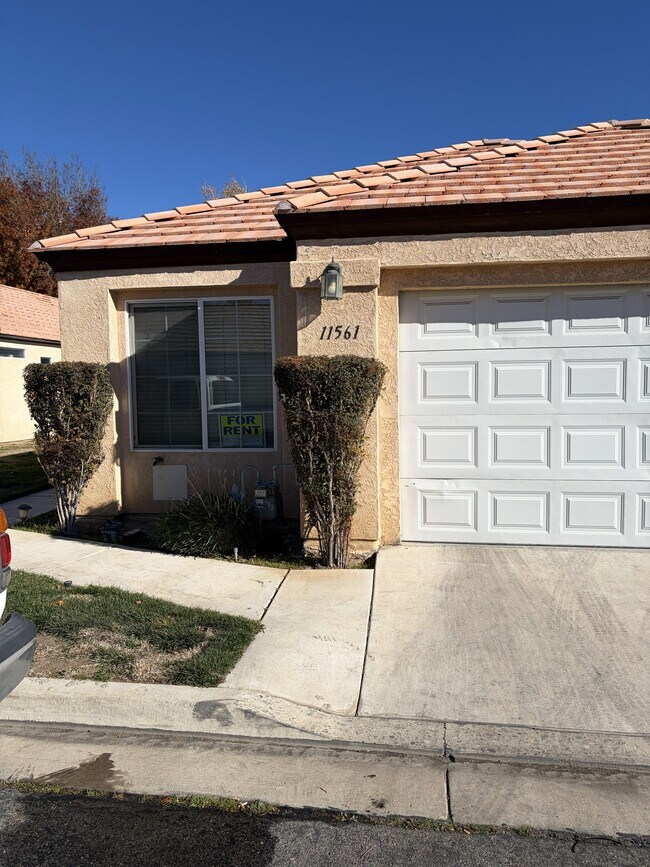 Foto del edificio - 11561 Park Ln