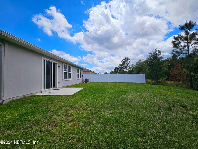 Foto del edificio - 516 Seville Pkwy