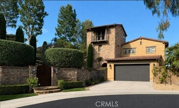 Building Photo - 17 Sandalo Ct