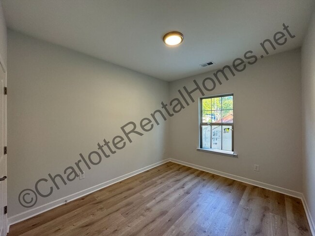 Foto del edificio - New Construction Single Family Home!