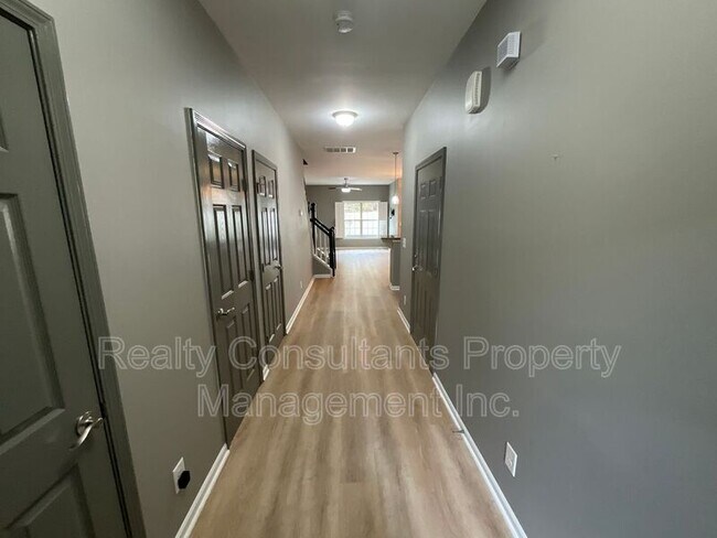 Foto del edificio - 27 Cherine Way