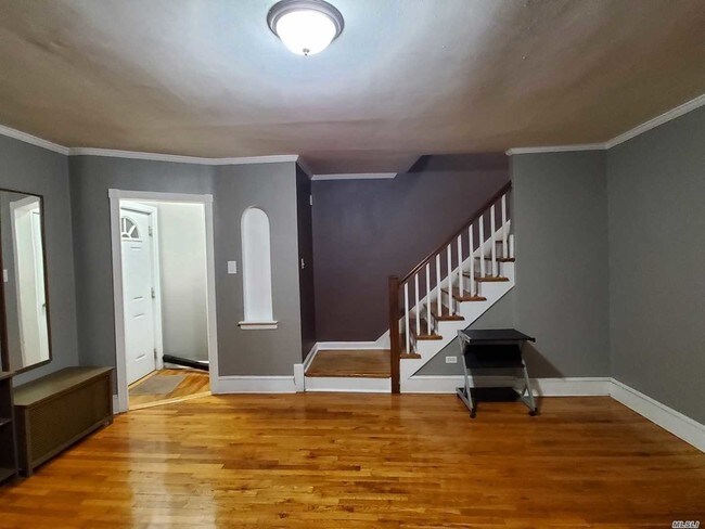 Building Photo - 225-41 Murdock Ave