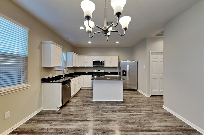 Foto del edificio - 20750 Pine Rain Ct