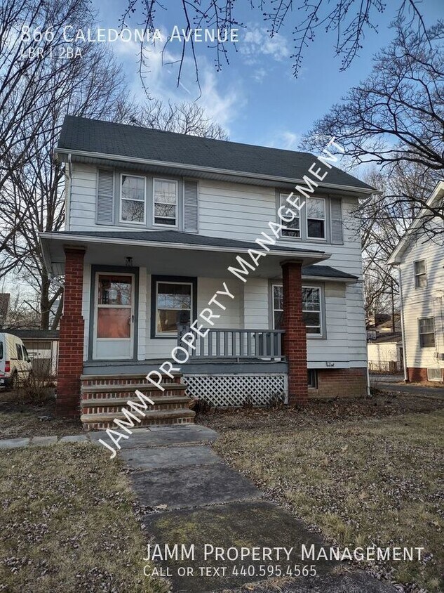 Primary Photo - 4-Bedroom Single Family home in Cleveland!