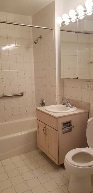 Foto del edificio - 331 E 29th St