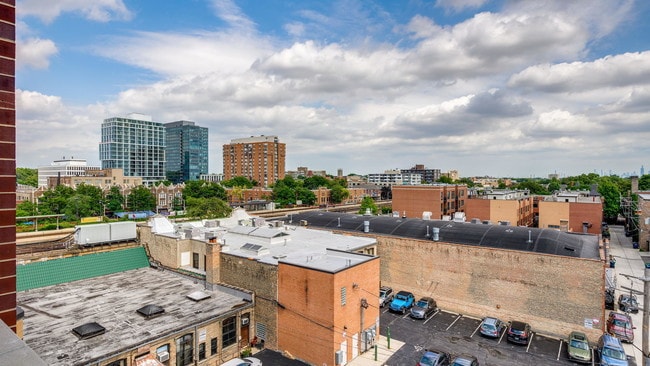 Building Photo - 110 S Marion St