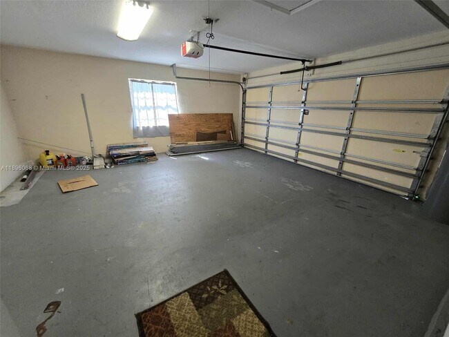 Foto del edificio - 3401 SW San Benito St