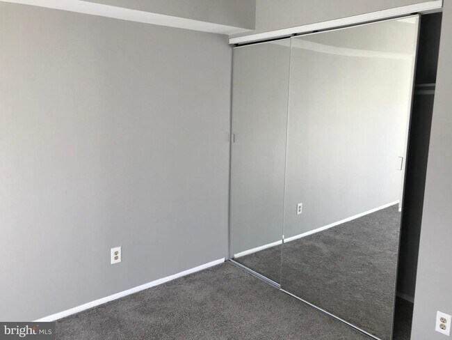Building Photo - 8071 Pantano Pl