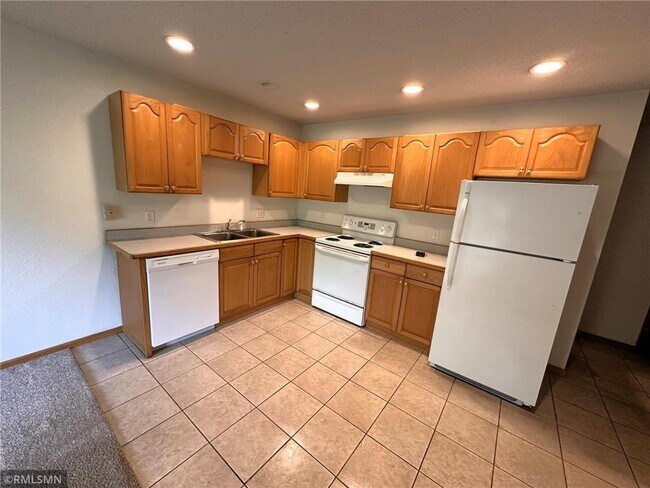 Foto del edificio - 1279 Pinewood Trail