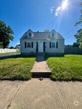 Building Photo - 17 Westview St