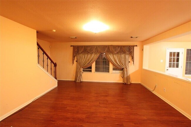 Building Photo - 8426 Brickhaven Ln