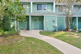 Building Photo - 3069 NW 28th Cir