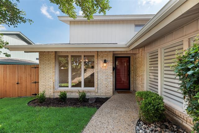 Building Photo - 7426 Woodthrush Dr