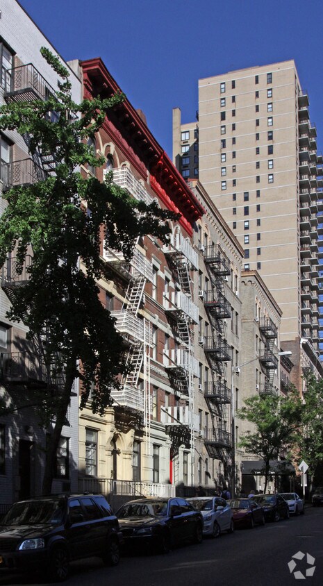 Foto del edificio - 232 E 82nd St