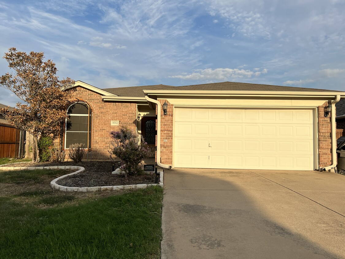 8712 Granite Path, Fort Worth, TX 76244 House Rental in Fort Worth