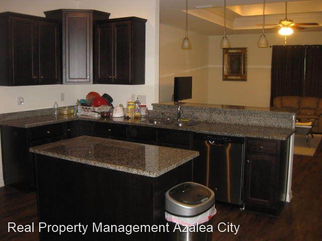 Building Photo - 4 br, 2.5 bath House - 1270 Colleton Dr
