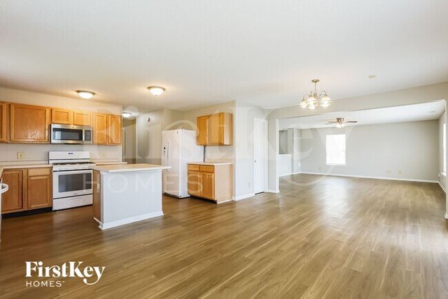 Foto del edificio - 10363 Lee Stewart Ln
