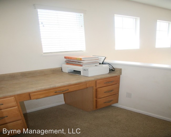 Building Photo - 6710 Camino del Rey