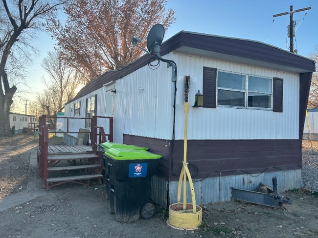 Building Photo - 324 W Blanco Blvd