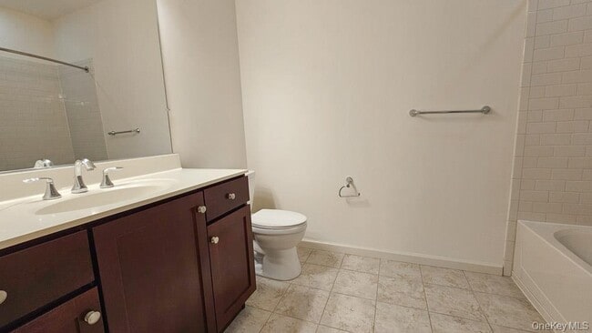 Building Photo - 208 Canter Ct