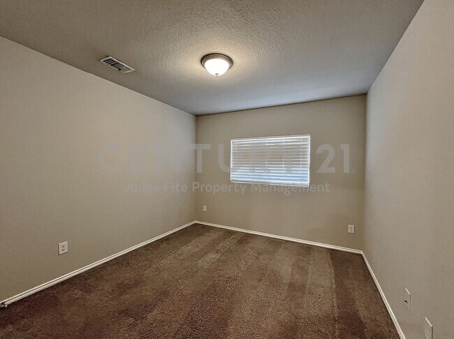 Foto del edificio - Charming 4/2/2 Cape Cod-Style Home in The Villages at Mayfield!