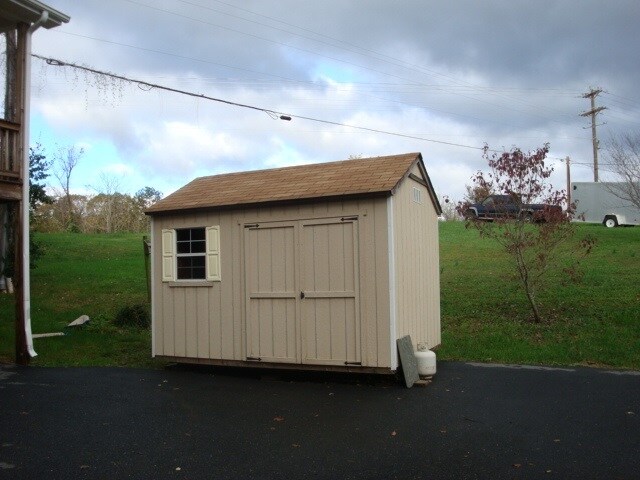 Building Photo - 10089 Spotswood Trail