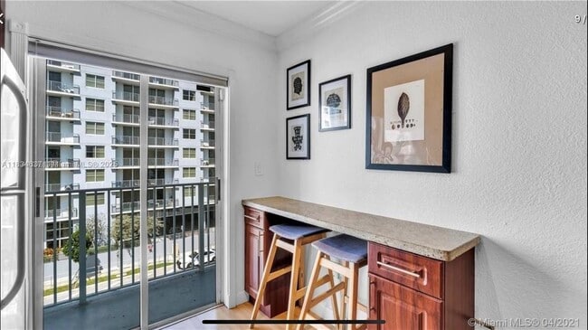 Building Photo - 2575 SW 27th Ave