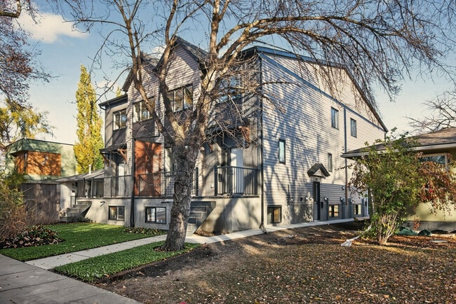 Building Photo - 10335-10135 135 St NW