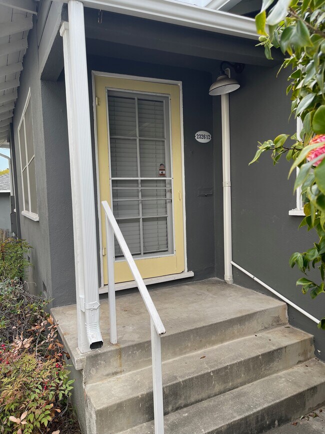 Foto del edificio - 2326 Oak St